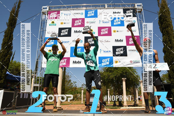 Buy your photos of the eventOut Run Trail on Fotop