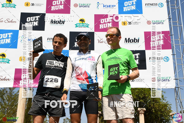 Buy your photos of the eventOut Run Trail on Fotop