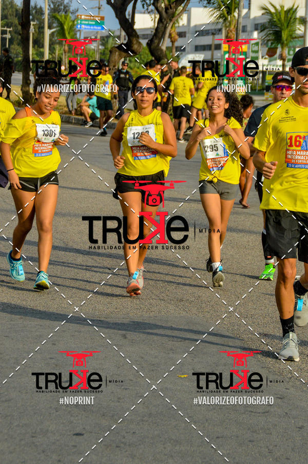 Buy your photos of the eventMeia Maratona de Fortaleza 2019 on Fotop