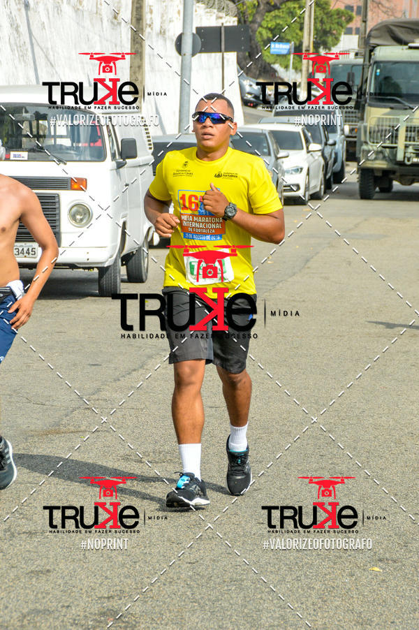 Buy your photos of the eventMeia Maratona de Fortaleza 2019 on Fotop