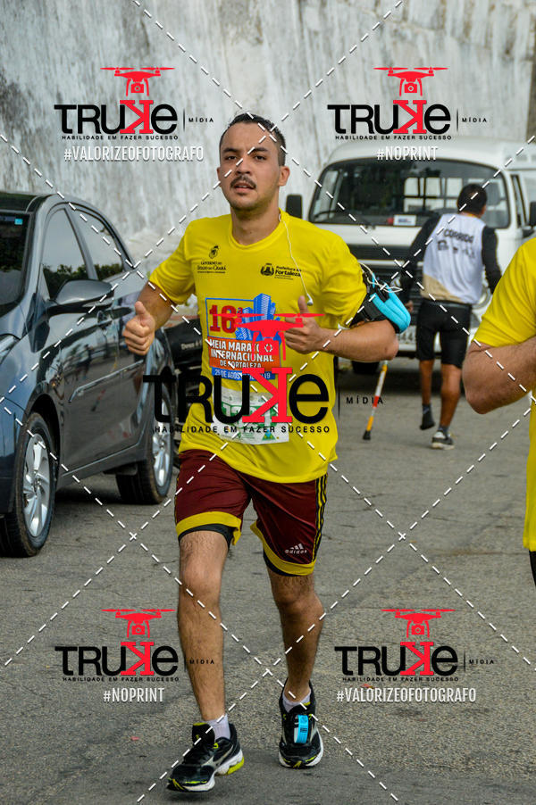 Buy your photos of the eventMeia Maratona de Fortaleza 2019 on Fotop