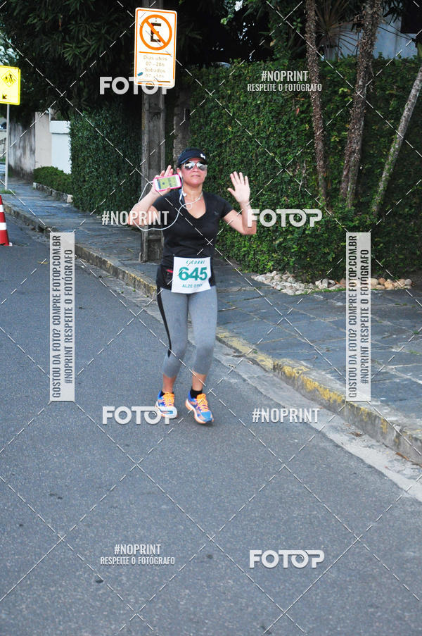 Compra tus fotos del eventoX CICORRE / 5 Corrida da Vitria Rgia - Praa de Casa Forte - Recife En Fotop