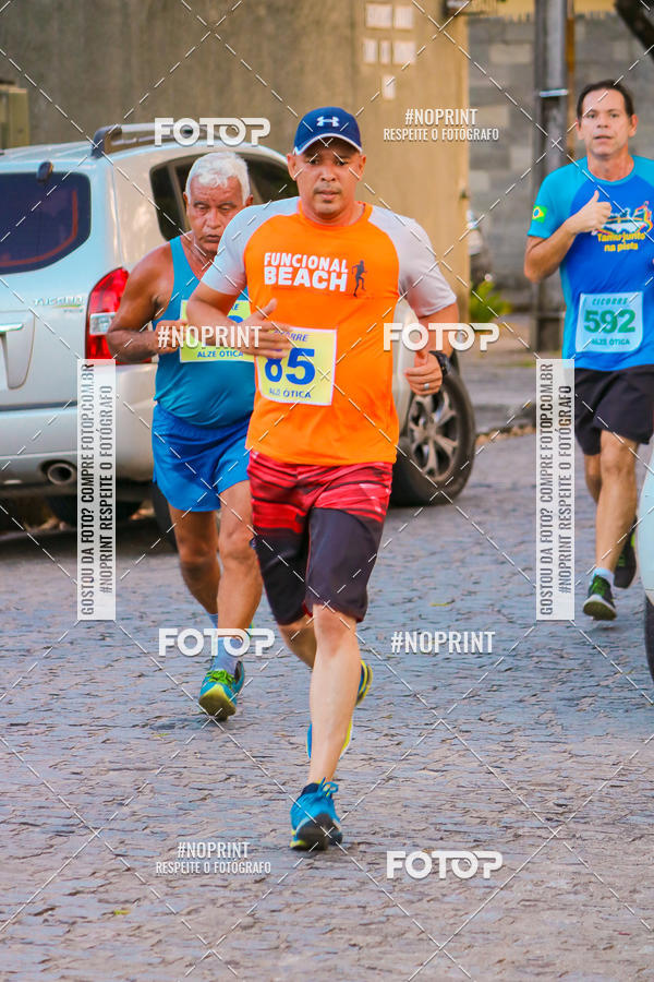 Compra tus fotos del eventoX CICORRE / 5 Corrida da Vitria Rgia - Praa de Casa Forte - Recife En Fotop