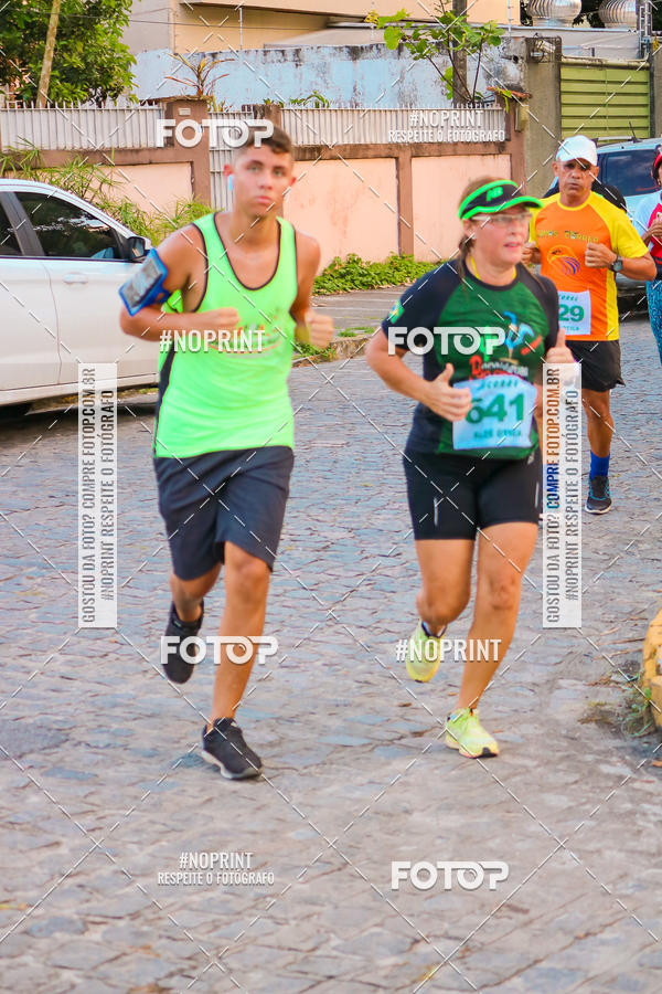 Compra tus fotos del eventoX CICORRE / 5 Corrida da Vitria Rgia - Praa de Casa Forte - Recife En Fotop