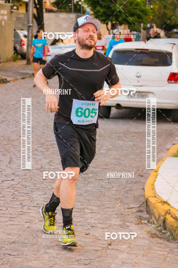 Compra tus fotos del eventoX CICORRE / 5 Corrida da Vitria Rgia - Praa de Casa Forte - Recife En Fotop