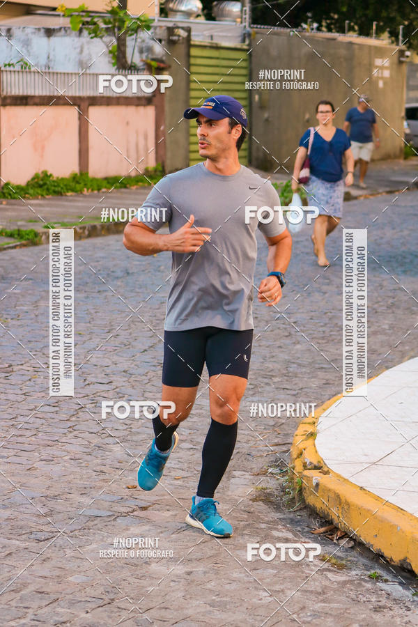 Compra tus fotos del eventoX CICORRE / 5 Corrida da Vitria Rgia - Praa de Casa Forte - Recife En Fotop