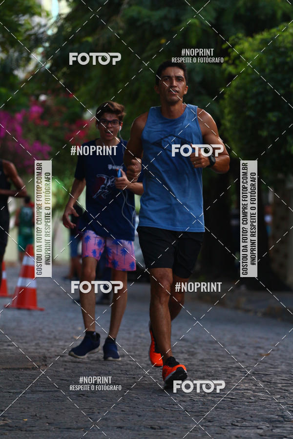Compra tus fotos del eventoX CICORRE / 5 Corrida da Vitria Rgia - Praa de Casa Forte - Recife En Fotop