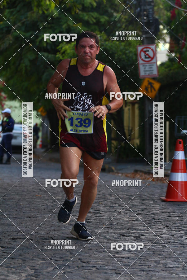 Compra tus fotos del eventoX CICORRE / 5 Corrida da Vitria Rgia - Praa de Casa Forte - Recife En Fotop