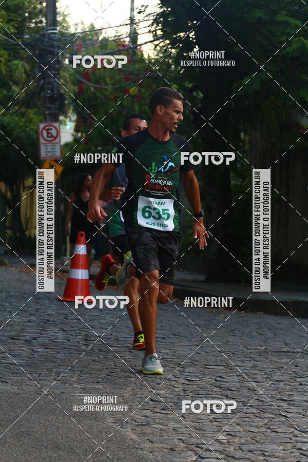 Compra tus fotos del eventoX CICORRE / 5 Corrida da Vitria Rgia - Praa de Casa Forte - Recife En Fotop
