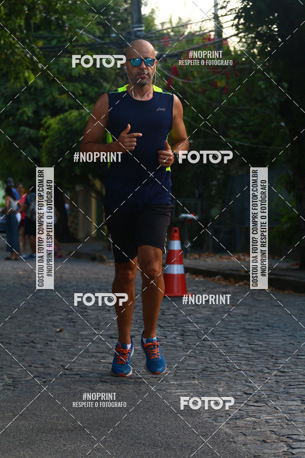 Compra tus fotos del eventoX CICORRE / 5 Corrida da Vitria Rgia - Praa de Casa Forte - Recife En Fotop