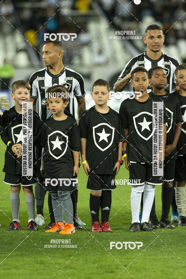 Achetez vos photos de l'vnementBotafogo x Chapecoense - Nilton Santos - 26/08/2019 sur Fotop