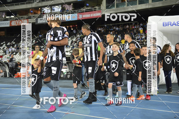 Achetez vos photos de l'vnementBotafogo x Chapecoense - Nilton Santos - 26/08/2019 sur Fotop