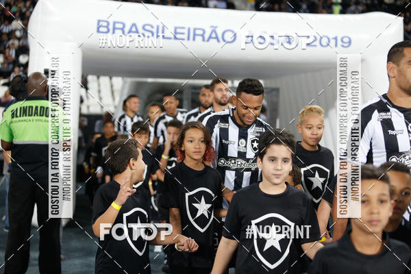 Compra tus fotos del eventoBotafogo x Chapecoense - Nilton Santos - 26/08/2019 En Fotop