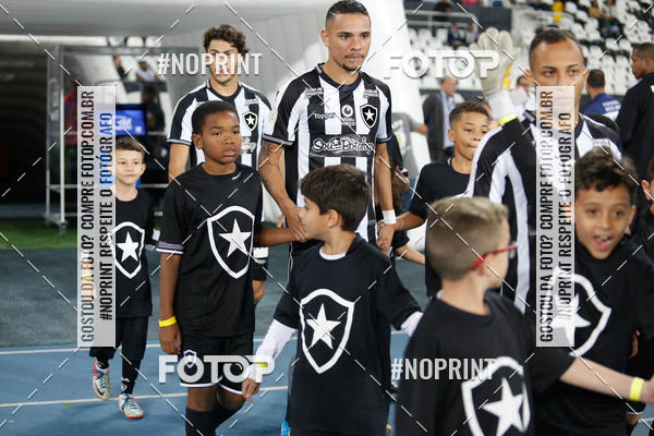 Achetez vos photos de l'vnementBotafogo x Chapecoense - Nilton Santos - 26/08/2019 sur Fotop