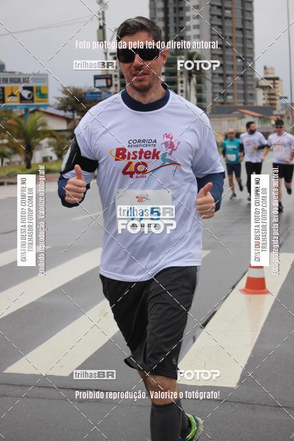 Buy your photos of the eventCorrida Bistek 40 anos on Fotop