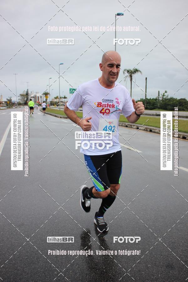 Buy your photos of the eventCorrida Bistek 40 anos on Fotop