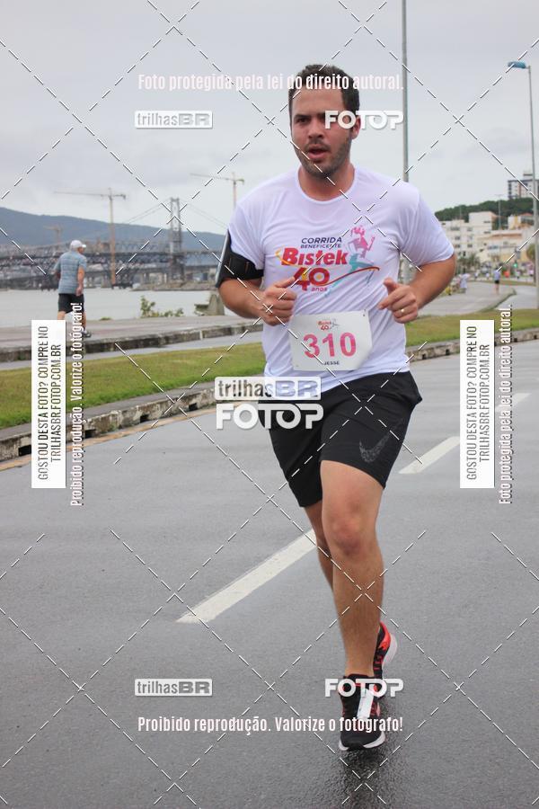 Buy your photos of the eventCorrida Bistek 40 anos on Fotop