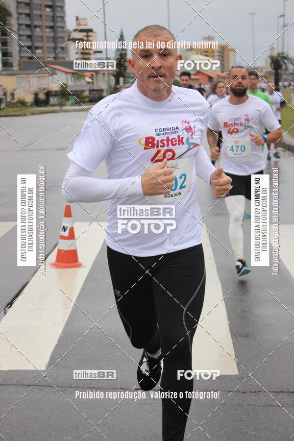 Buy your photos of the eventCorrida Bistek 40 anos on Fotop