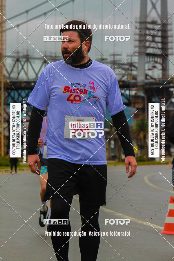 Buy your photos of the eventCorrida Bistek 40 anos on Fotop