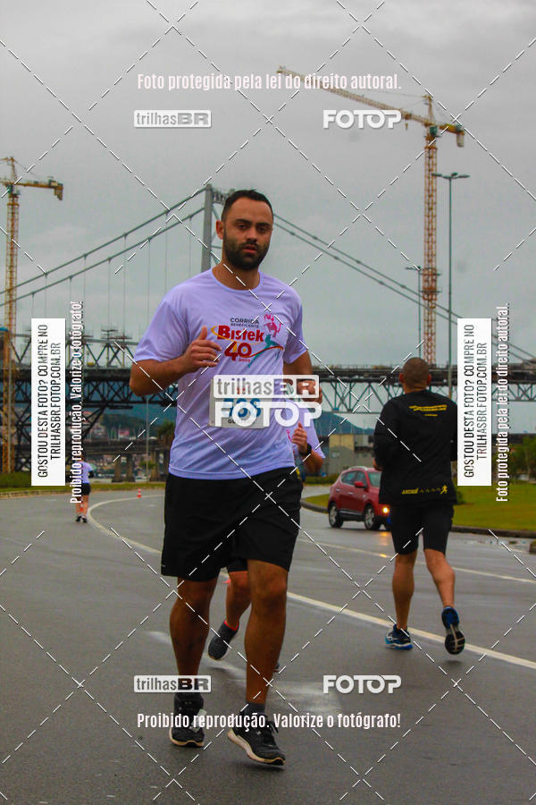 Buy your photos of the eventCorrida Bistek 40 anos on Fotop
