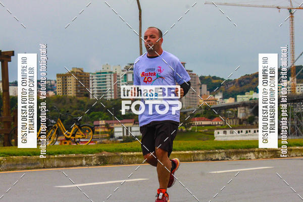 Buy your photos of the eventCorrida Bistek 40 anos on Fotop