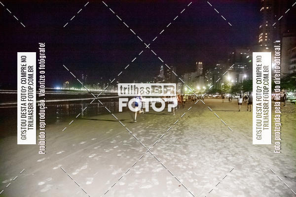 Buy your photos of the eventNight Run Balnerio on Fotop