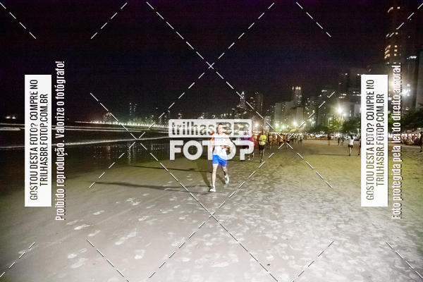 Buy your photos of the eventNight Run Balnerio on Fotop