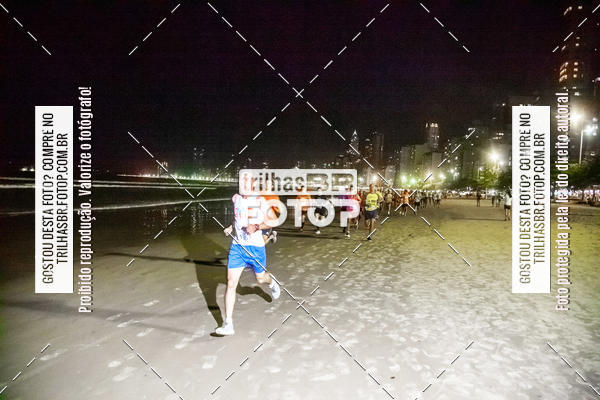 Buy your photos of the eventNight Run Balnerio on Fotop