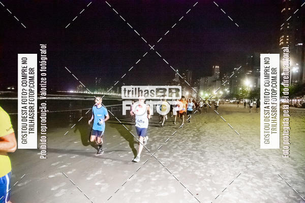 Buy your photos of the eventNight Run Balnerio on Fotop