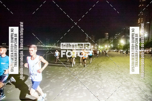 Buy your photos of the eventNight Run Balnerio on Fotop
