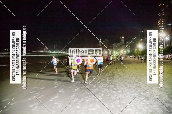 Buy your photos of the eventNight Run Balnerio on Fotop
