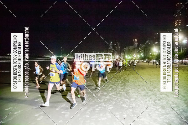 Buy your photos of the eventNight Run Balnerio on Fotop