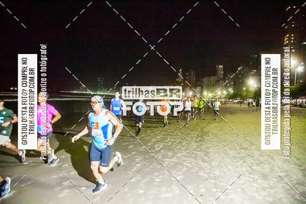 Buy your photos of the eventNight Run Balnerio on Fotop