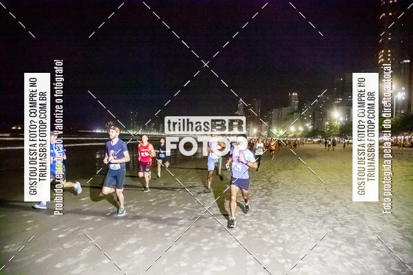 Buy your photos of the eventNight Run Balnerio on Fotop