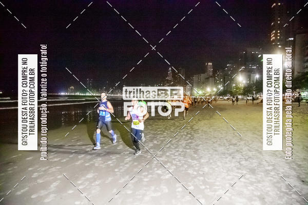 Buy your photos of the eventNight Run Balnerio on Fotop