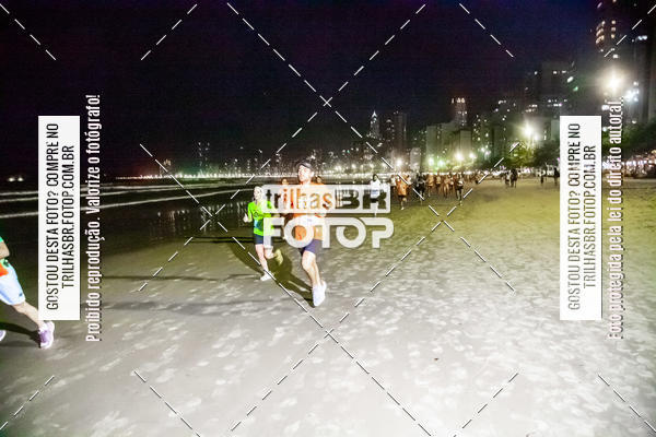 Buy your photos of the eventNight Run Balnerio on Fotop