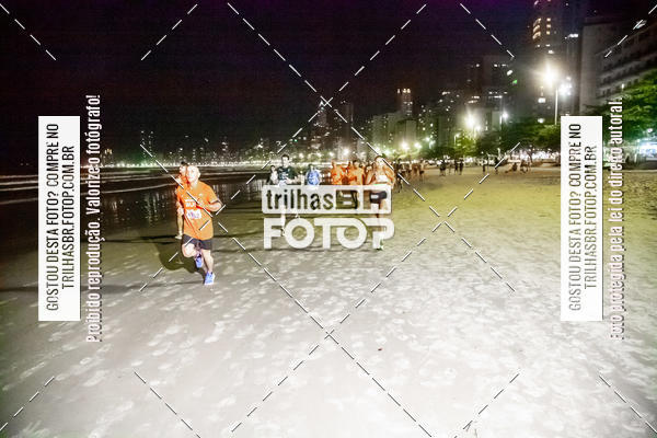 Buy your photos of the eventNight Run Balnerio on Fotop