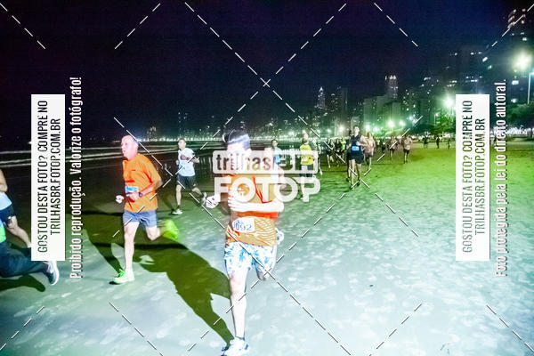 Buy your photos of the eventNight Run Balnerio on Fotop