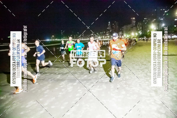 Buy your photos of the eventNight Run Balnerio on Fotop