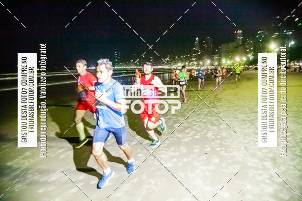 Buy your photos of the eventNight Run Balnerio on Fotop