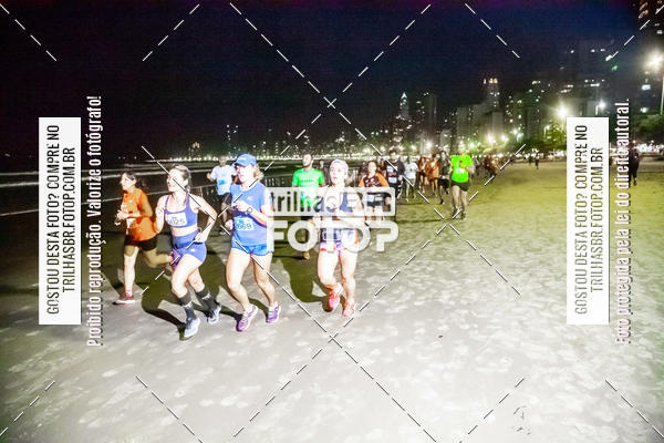 Buy your photos of the eventNight Run Balnerio on Fotop