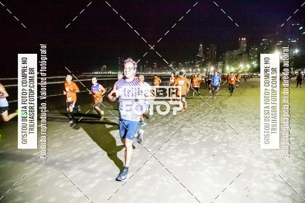 Buy your photos of the eventNight Run Balnerio on Fotop