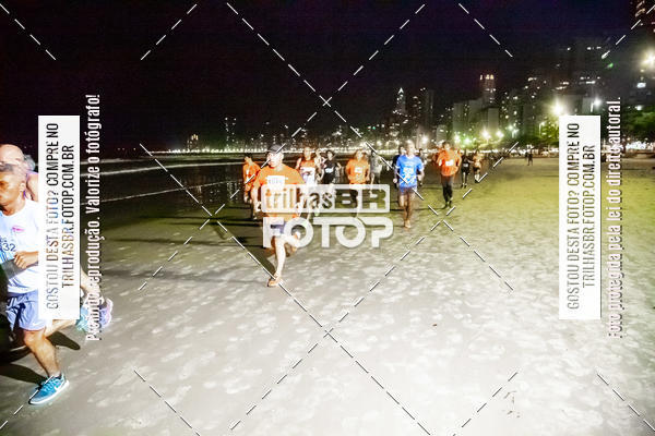 Buy your photos of the eventNight Run Balnerio on Fotop