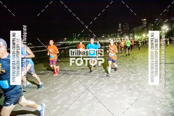 Buy your photos of the eventNight Run Balnerio on Fotop