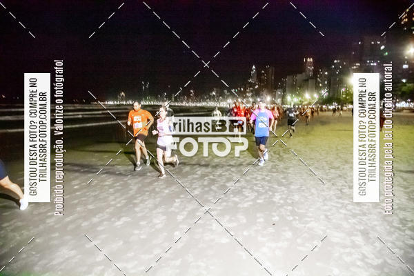 Buy your photos of the eventNight Run Balnerio on Fotop