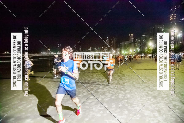 Buy your photos of the eventNight Run Balnerio on Fotop