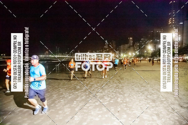 Buy your photos of the eventNight Run Balnerio on Fotop