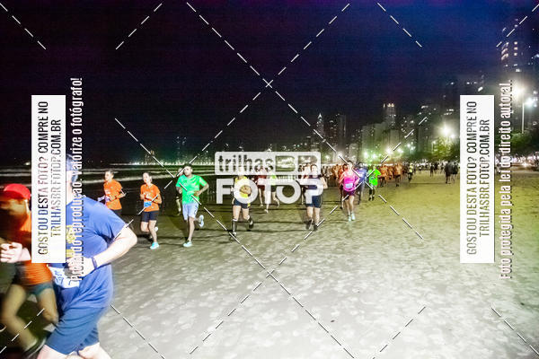 Buy your photos of the eventNight Run Balnerio on Fotop