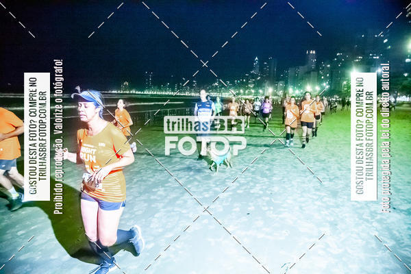 Buy your photos of the eventNight Run Balnerio on Fotop