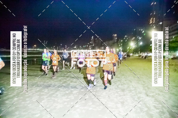 Buy your photos of the eventNight Run Balnerio on Fotop